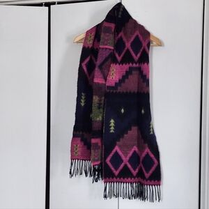 Manhattan Hat Company Geometric Patterned Scarf in Pink and Navy